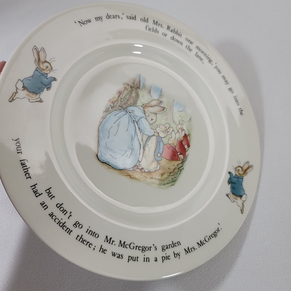 Peter Rabbit By Wedgwood Dinnerware - Picture 4 of 15